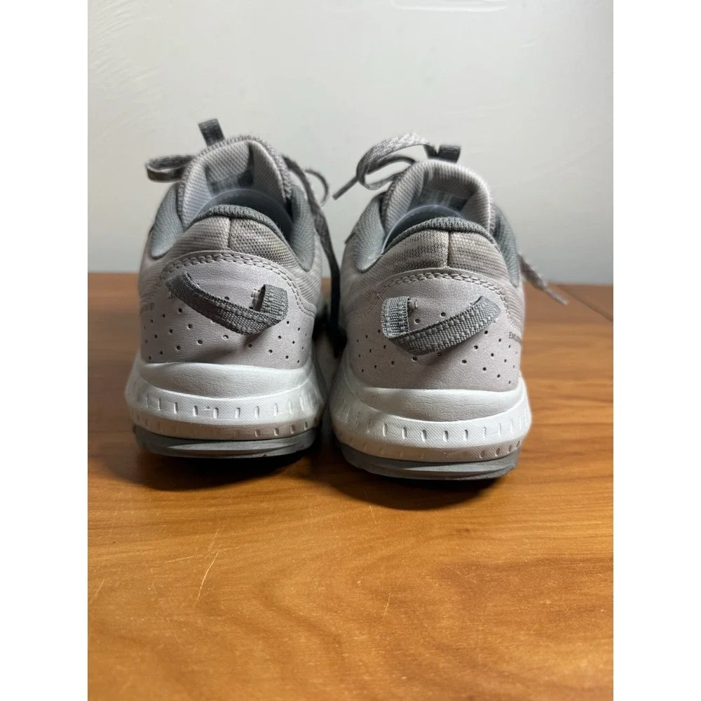 Saucony trail shoes